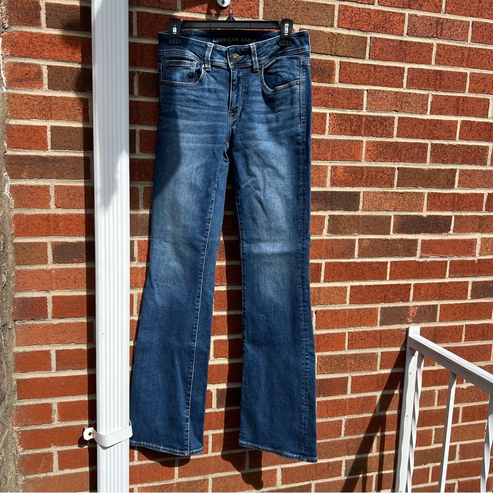 AMERICAN EAGLE KICK BOOT SUPER STRETCH JEANS SIZE 6 LONG